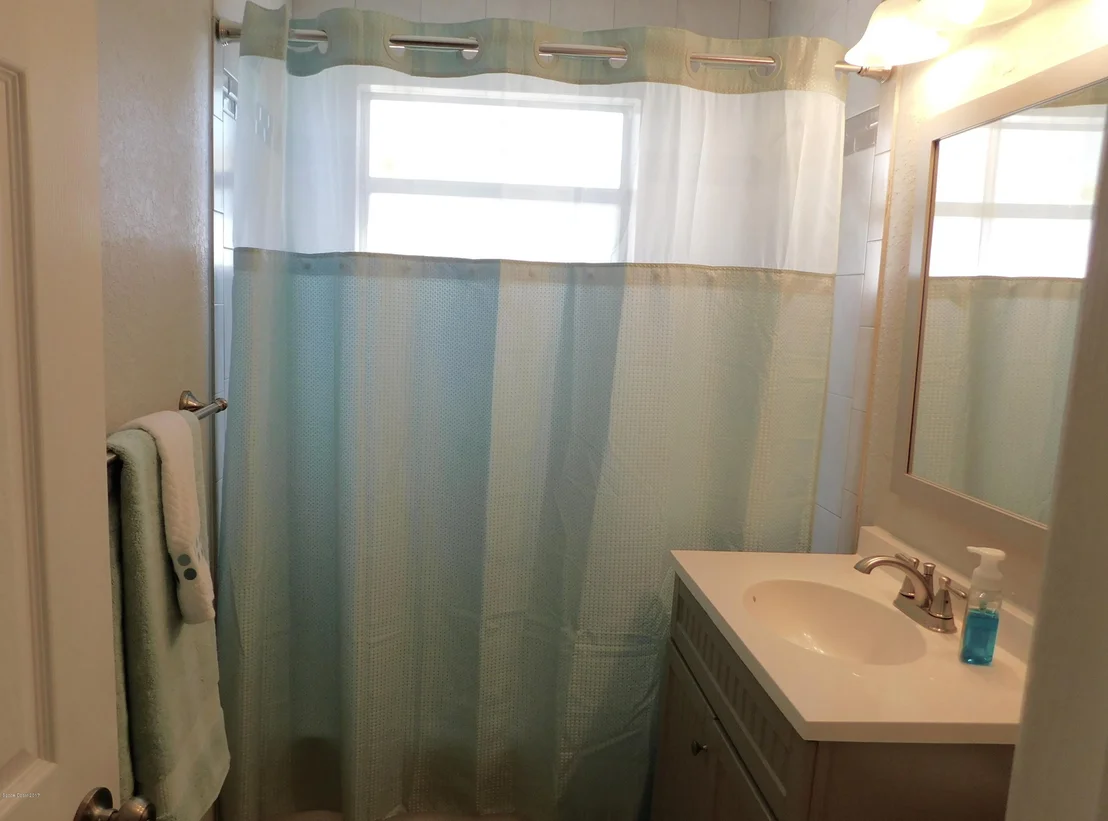 Photo of 2581 Locksley Road