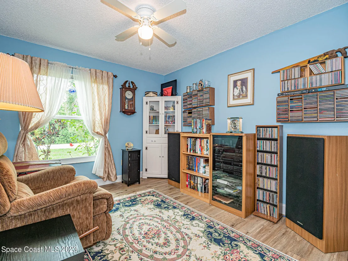 Photo of 1491 Abbott Lane