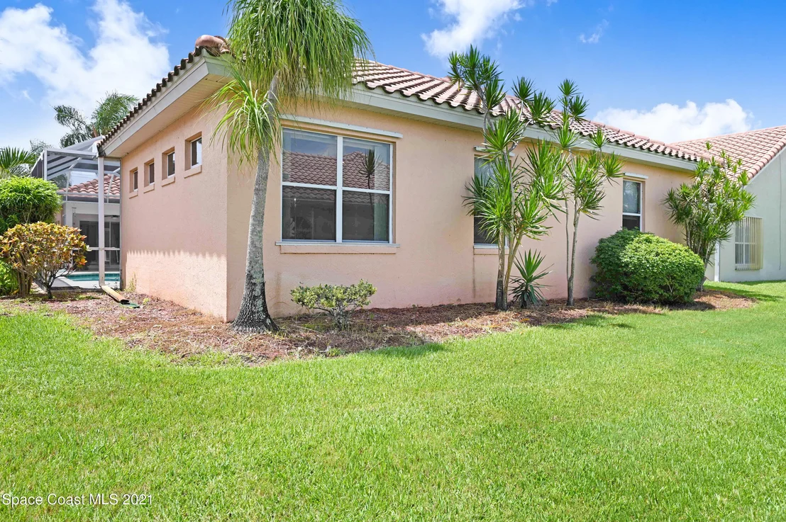 Photo of 425 Carmel Drive