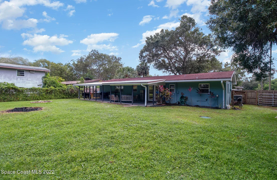 Photo of 1838 Pinewood Road