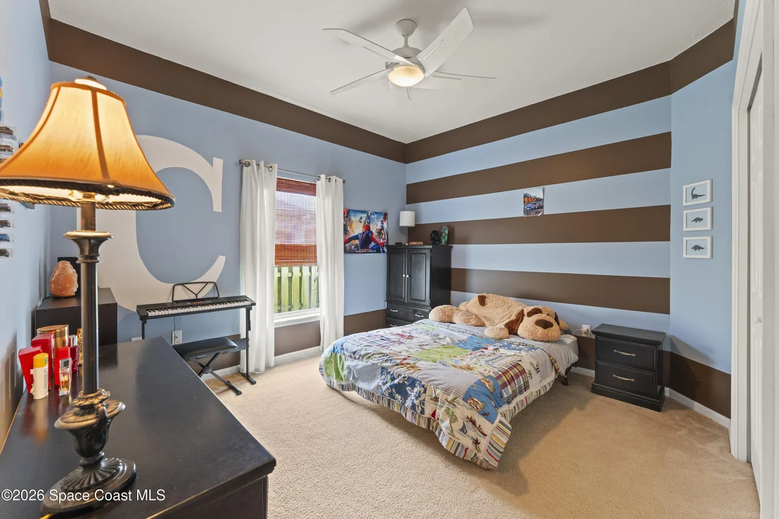 Photo of 385 Tunbridge Drive