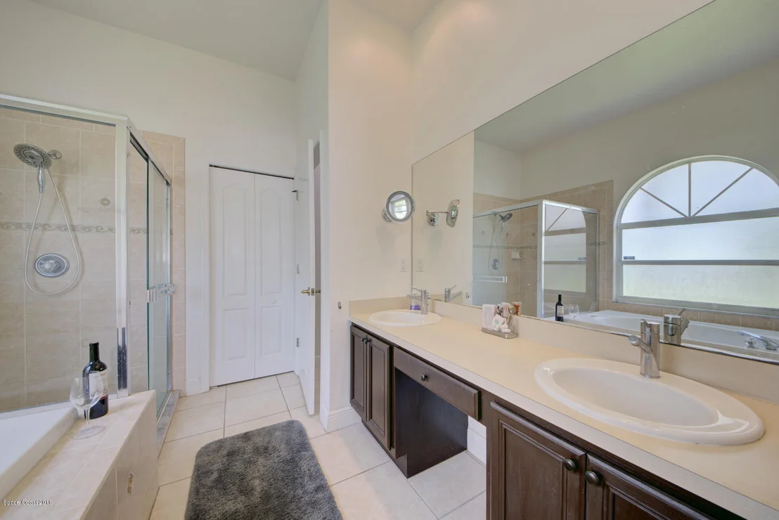 Photo of 3360 Meadowridge Drive