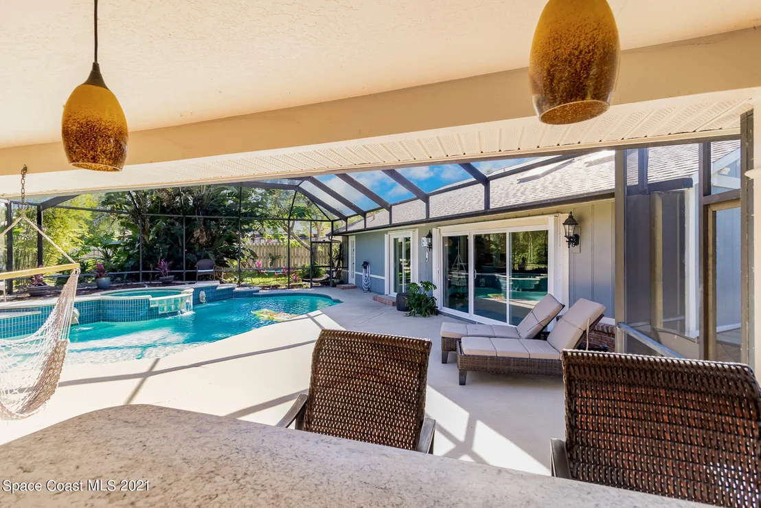 Photo of 548 Sawgrass Circle