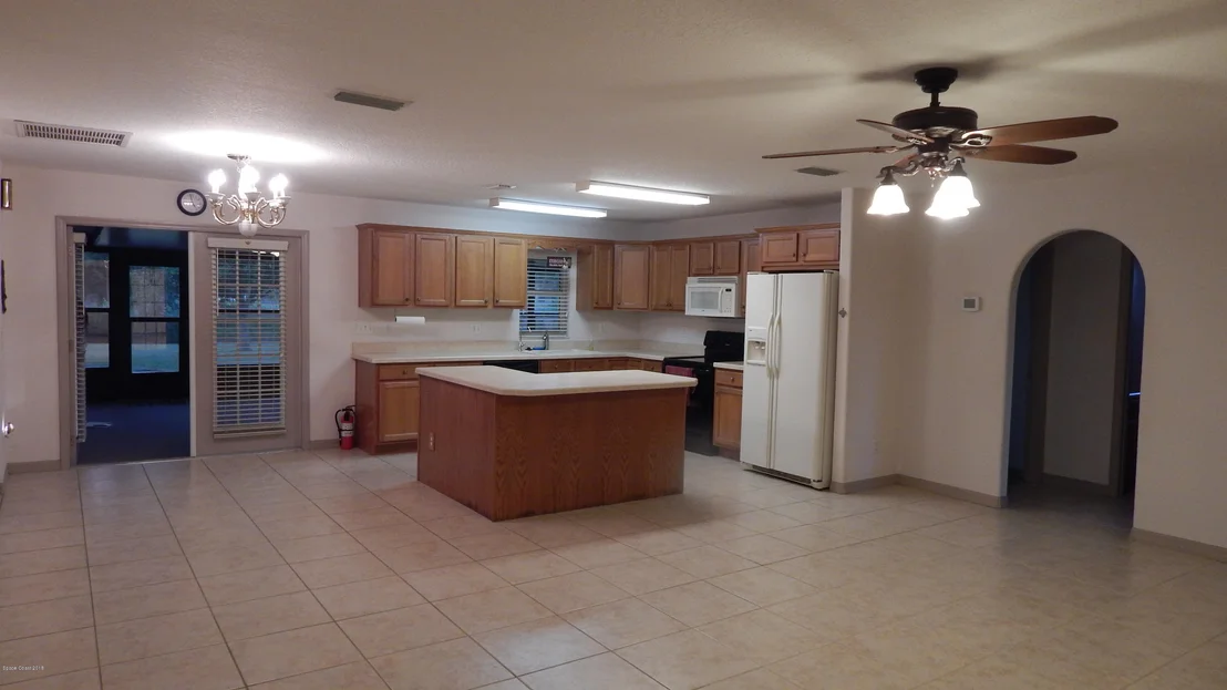 Photo of 4615 Dixie Way
