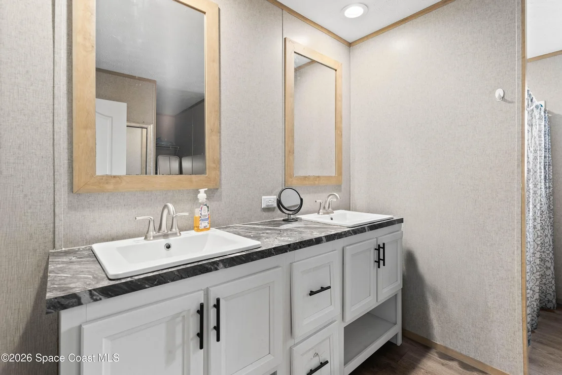 Photo of 958 Pecan Circle