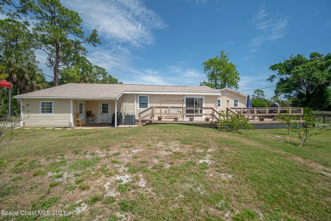 Photo of 3635 Hield Road