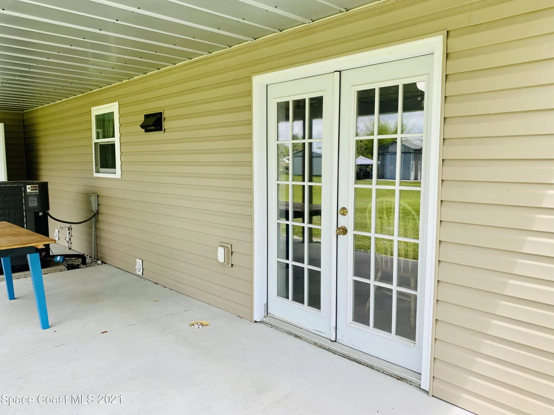 Photo of 3155 Lionel Road