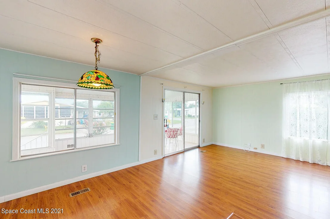 Photo of 528 Marnie Circle