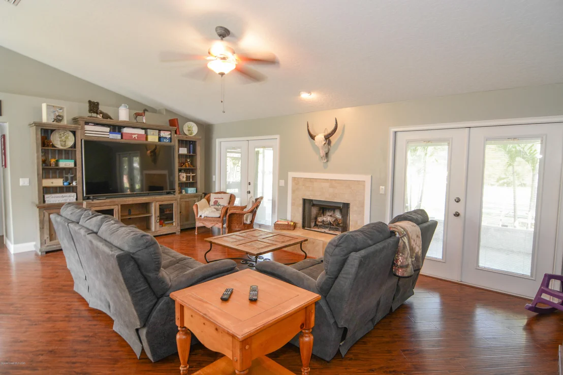 Photo of 4005 Reynolds Road