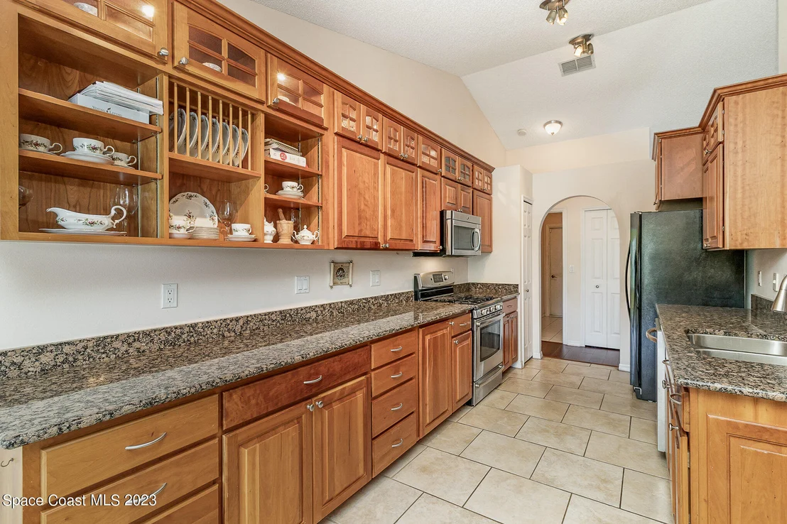 Photo of 1202 Meadow Lake Road
