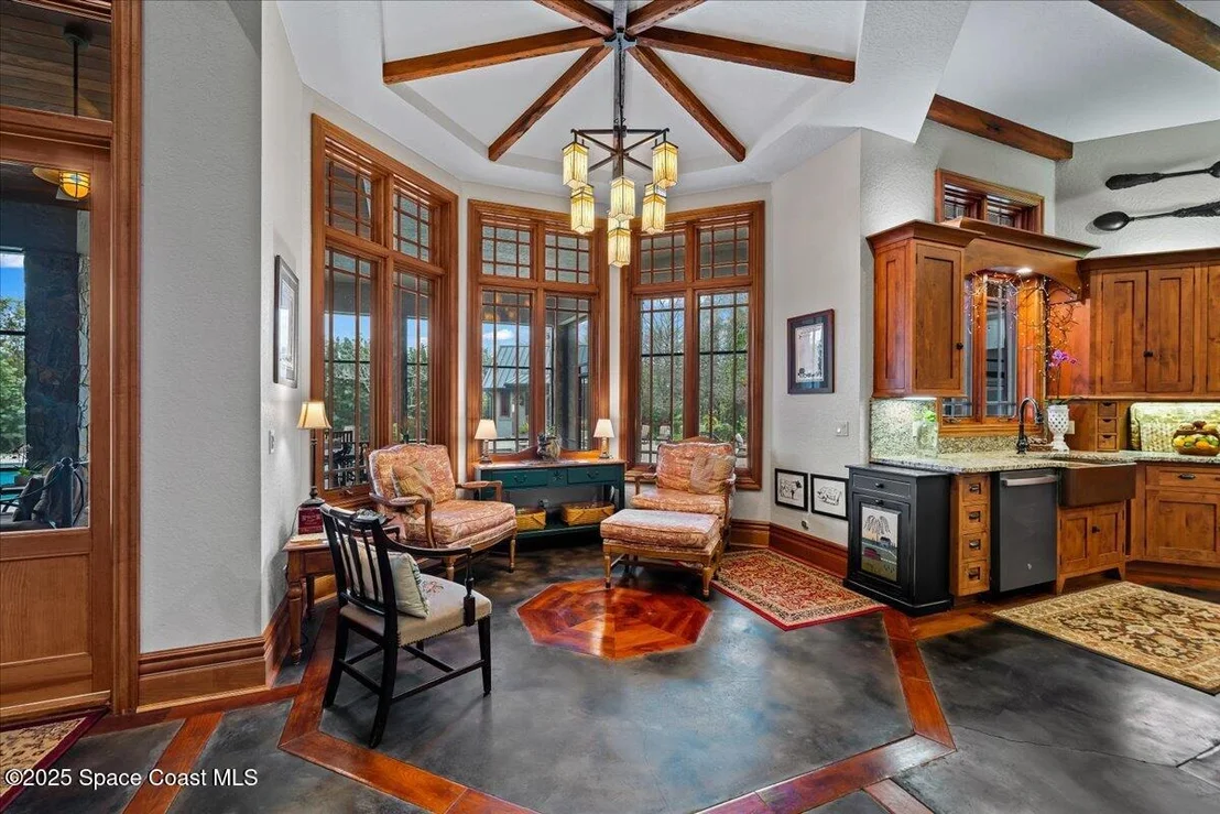Photo of 586 Wethersfield Place