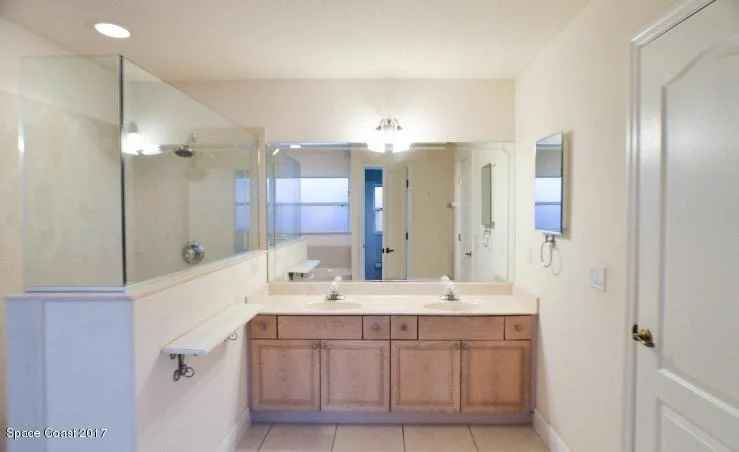 Photo of 2057 Auburn Lakes Drive