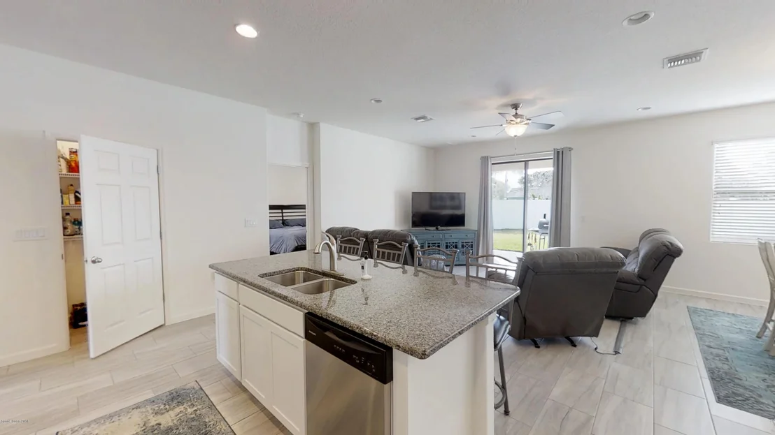Photo of 1325 Fuji Drive