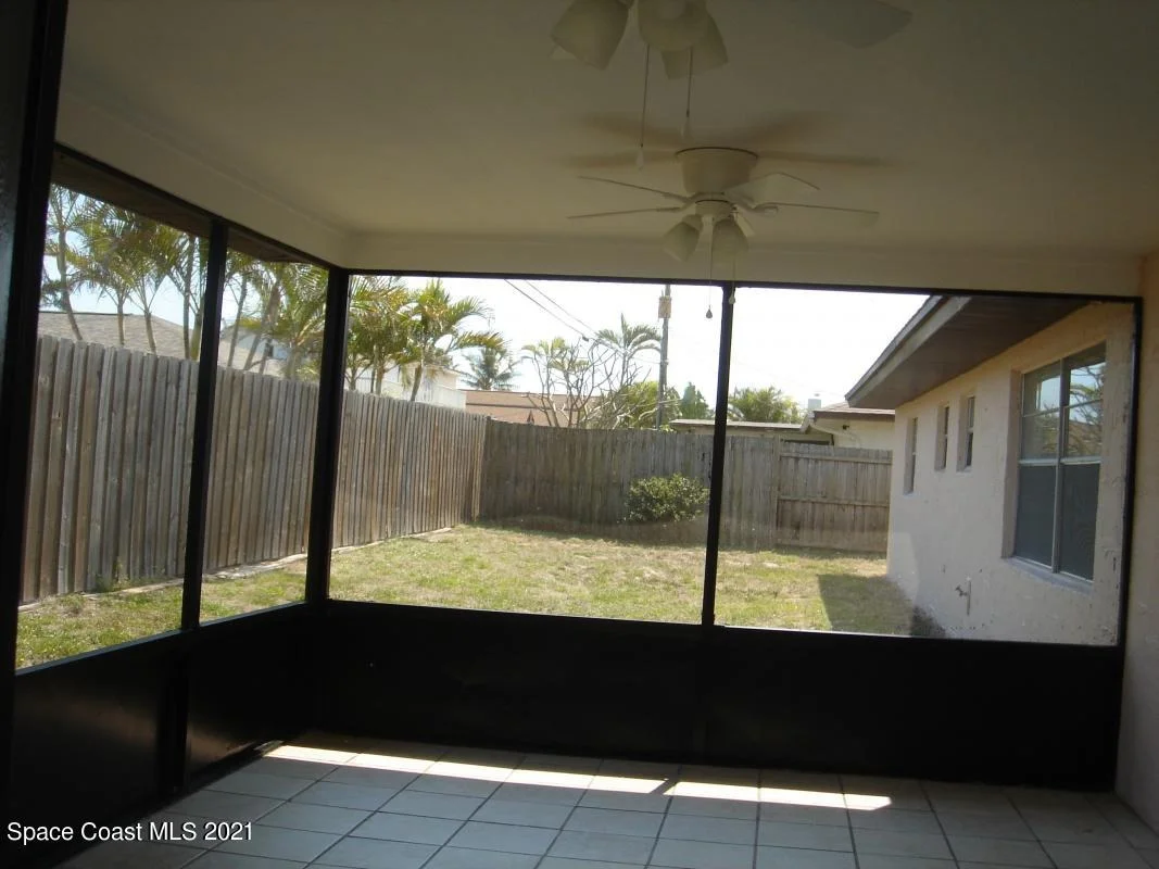 Photo of 725 Palm Drive