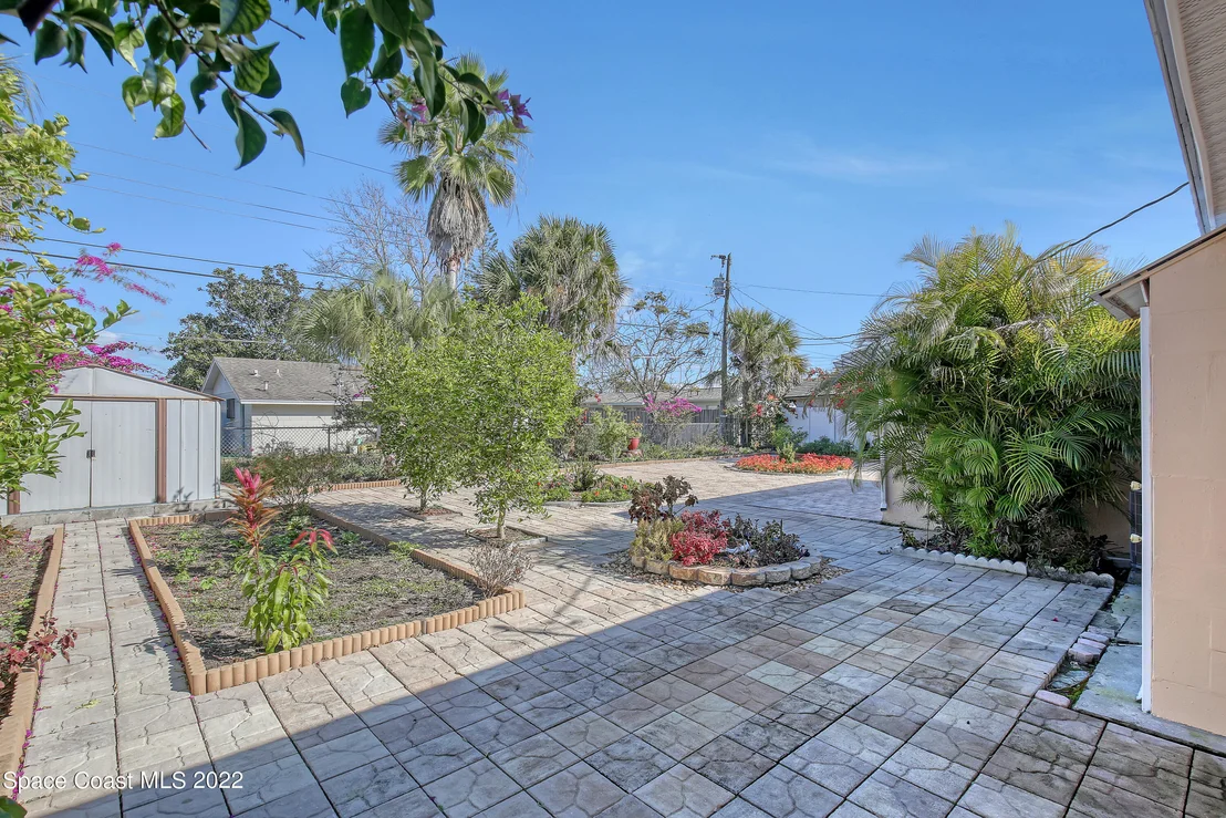 Photo of 972 Miracle Way