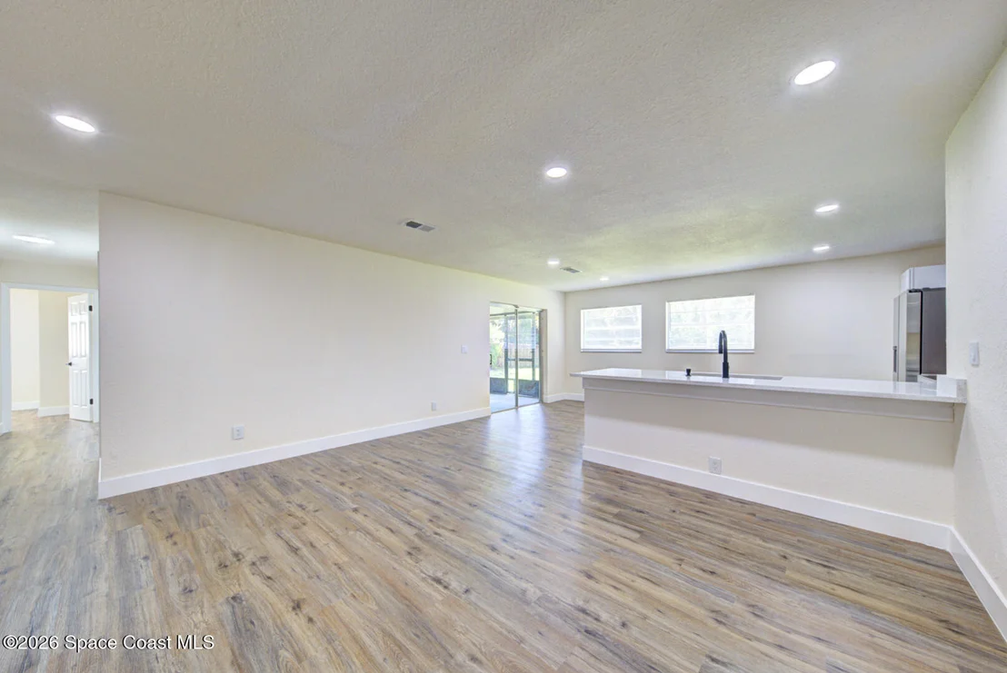 Photo of 5433 Bridge Road