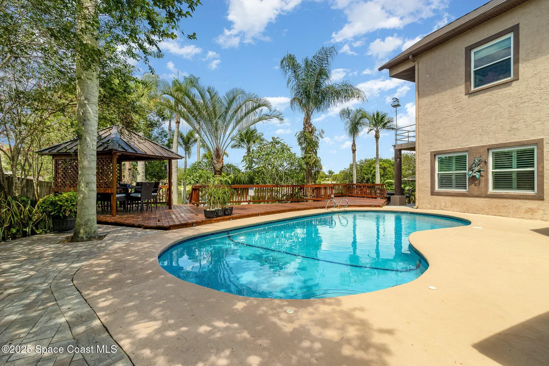 Photo of 2101 Lance Boulevard
