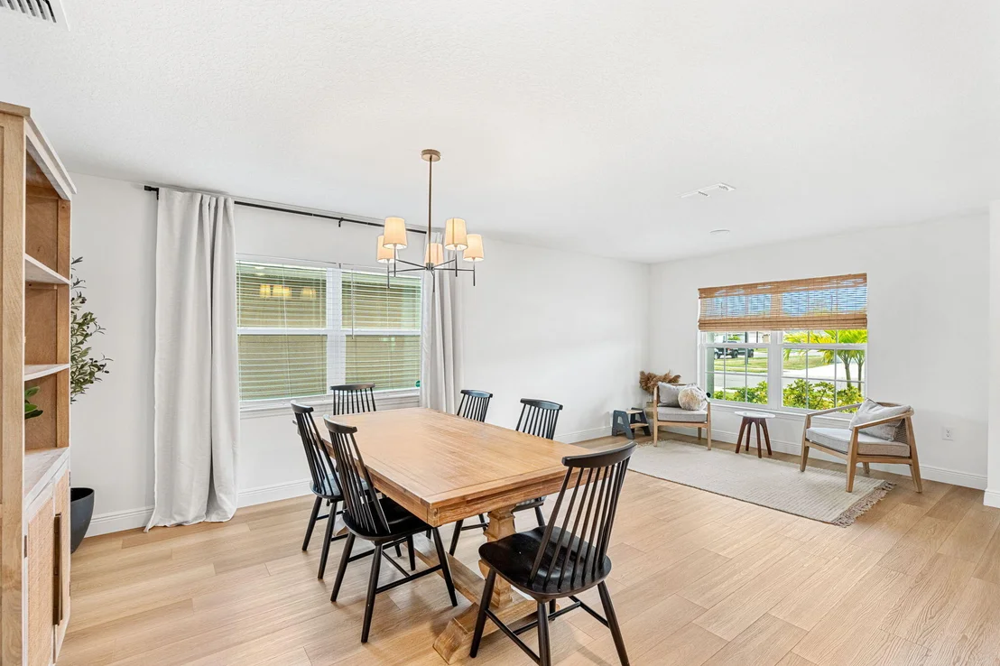 Photo of 1059 Dania Circle NE