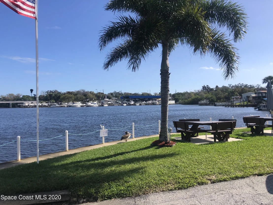 Photo of 3034 Indian River Drive NE