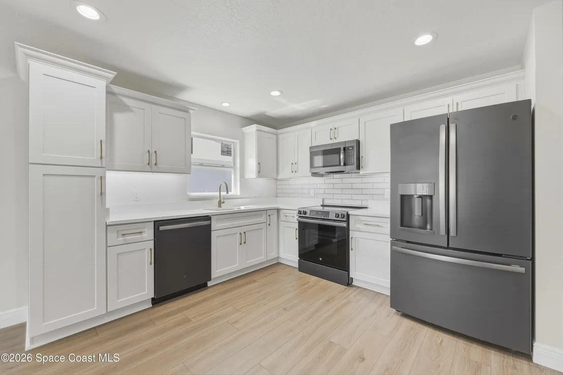 Photo of 5816 Hammock Street