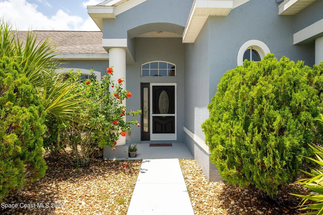 Photo of 3407 Peninsula Circle