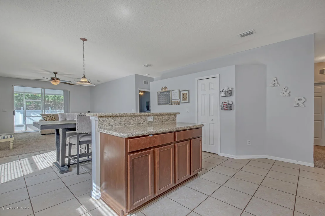 Photo of 542 Cressa Circle