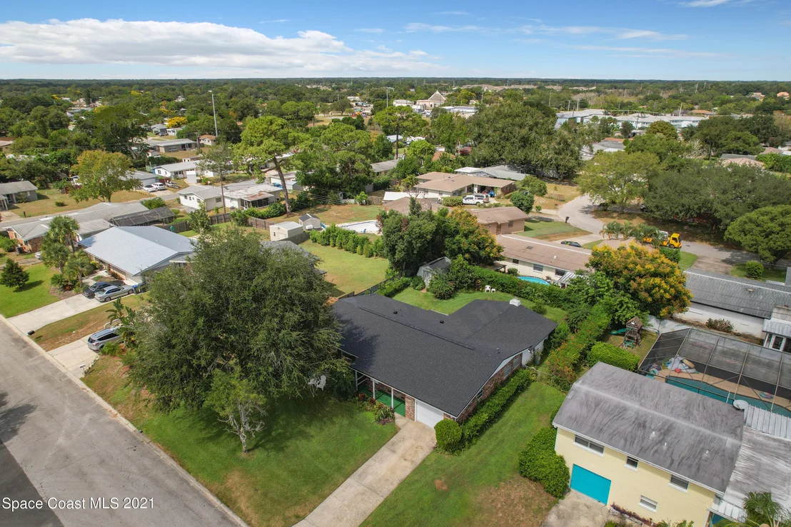 Photo of 940 Forest Road