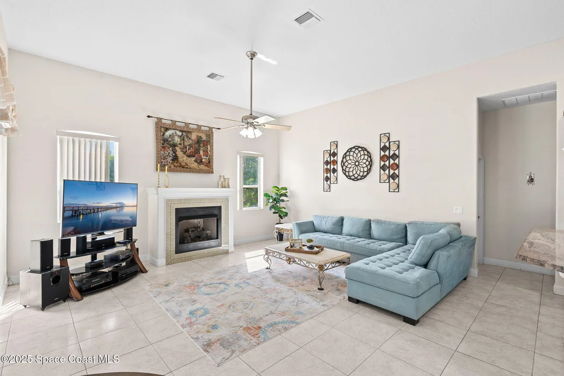 Photo of 4540 Canard Road