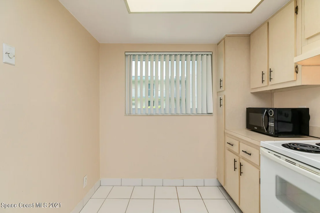 Photo of Unit 122 at 3001 Thrush Drive