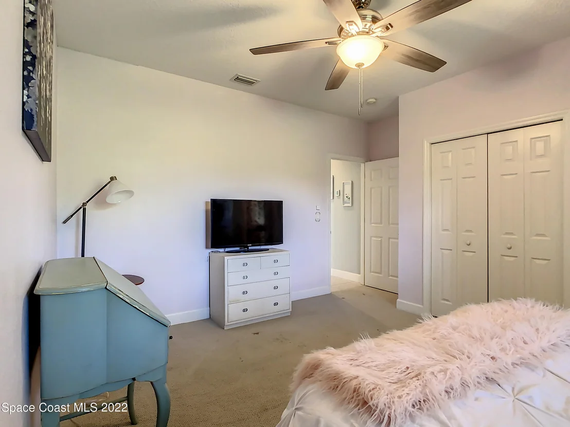 Photo of 862 Thrasher Drive