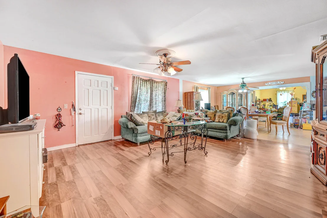 Photo of 113 Hibiscus Street