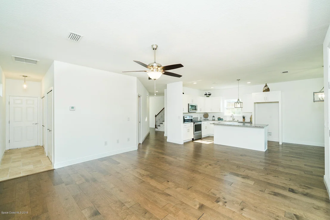 Photo of 103 Lagoon Avenue