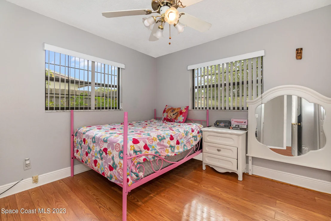 Photo of 1722 Golfview Drive