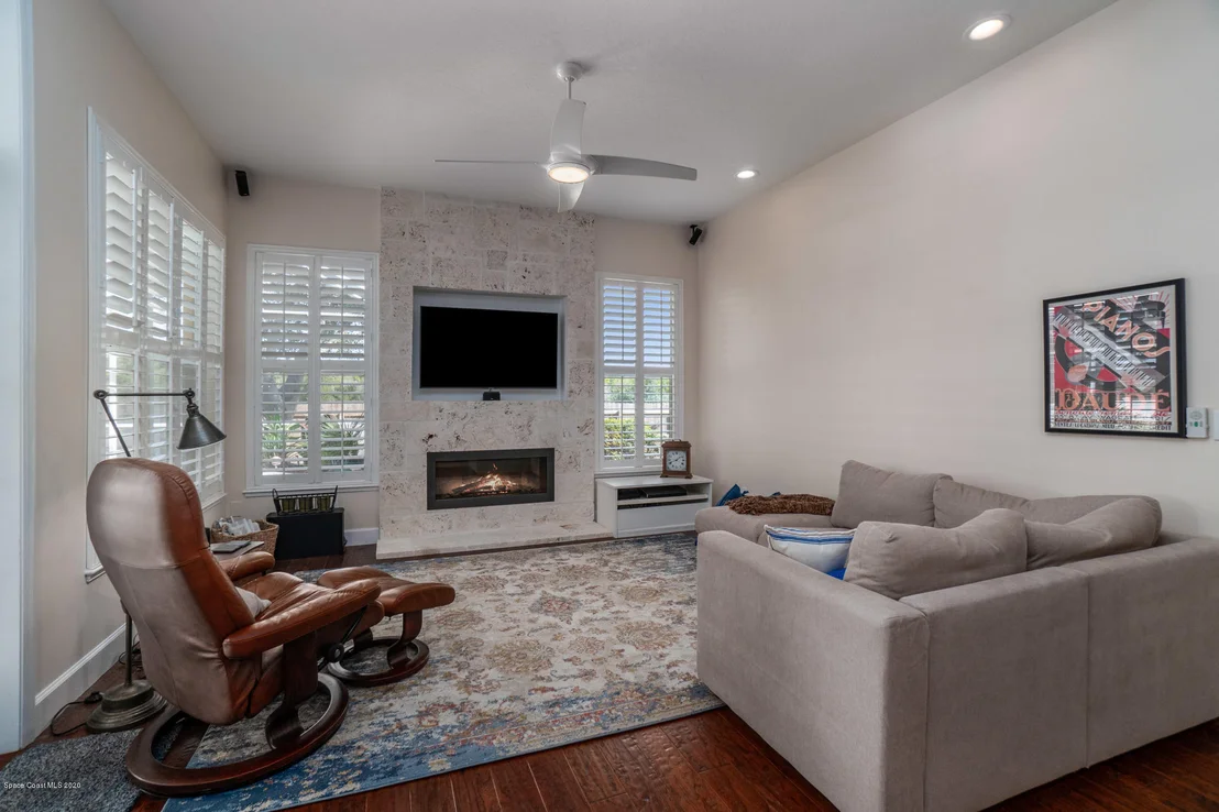 Photo of 702 Sanderling Drive