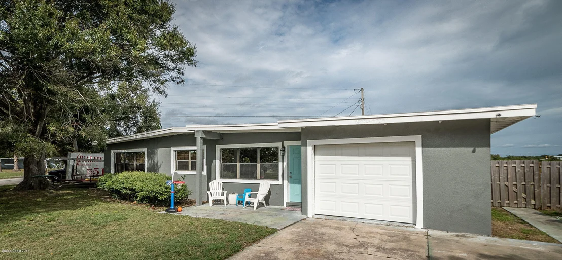Photo of 812 W Highland Drive