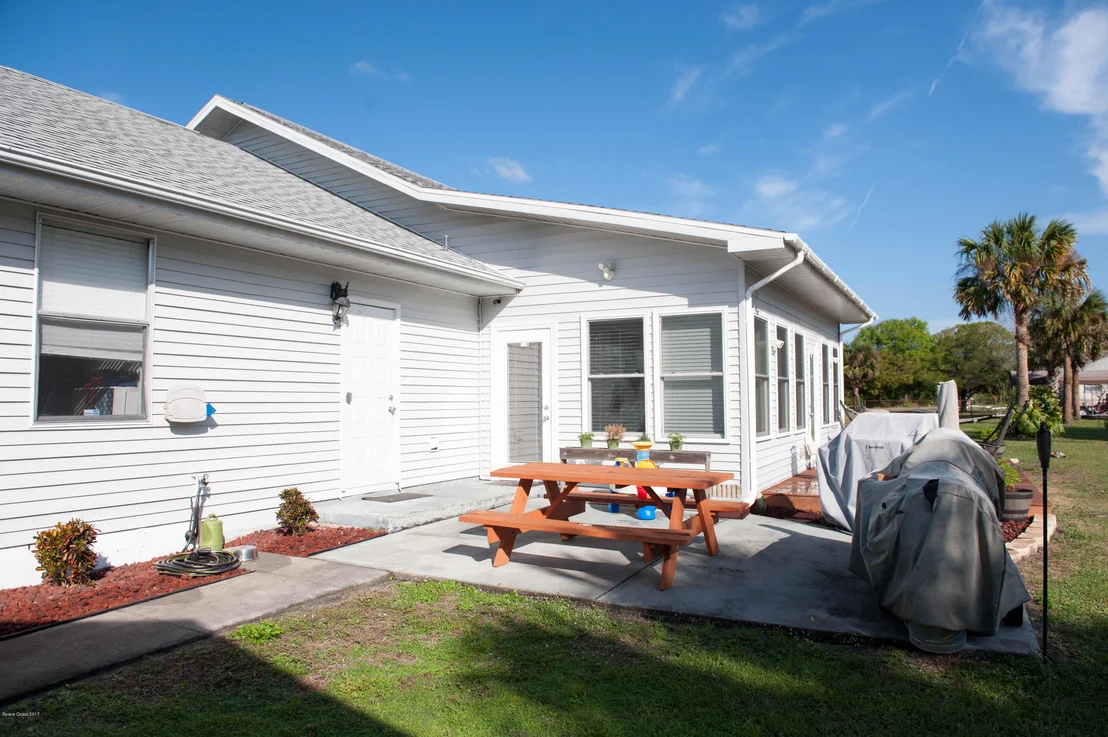 Photo of 4955 Pine Street