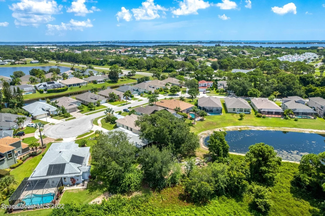 Photo of 901 Suntree Woods Drive