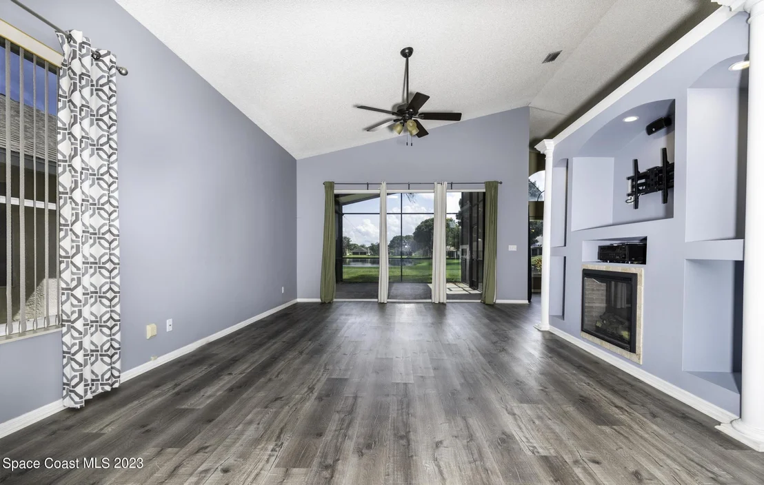 Photo of 3991 Saint Armens Circle