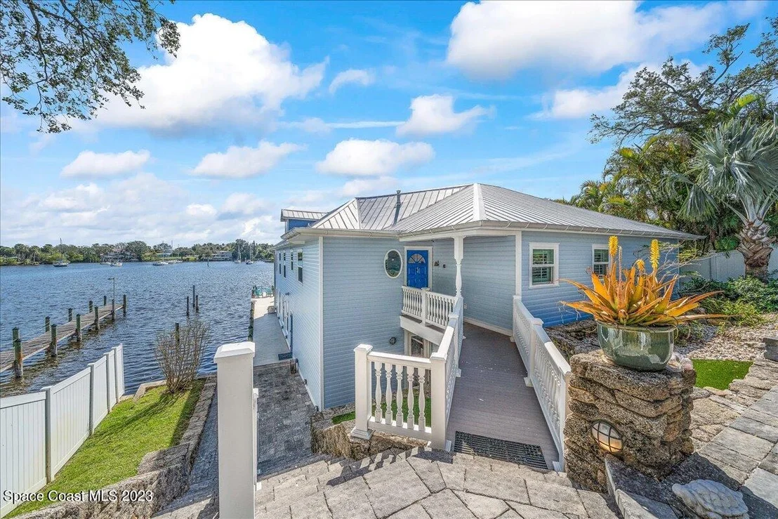 Photo of 1115 Hyde Park Lane