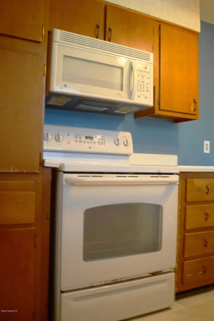 Photo of 635 Orange Court