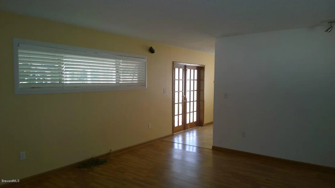 Photo of 1109 Pinetree Drive