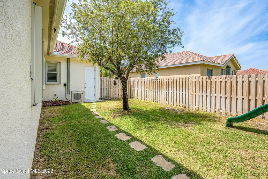 Photo of 356 Southampton Drive