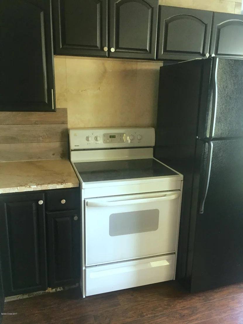 Photo of 330 Avenida Central