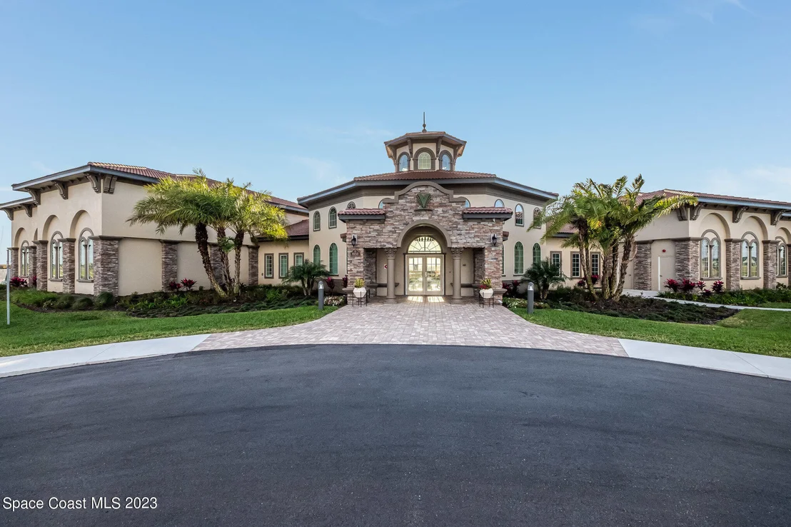 Photo of 2811 Casterton Drive