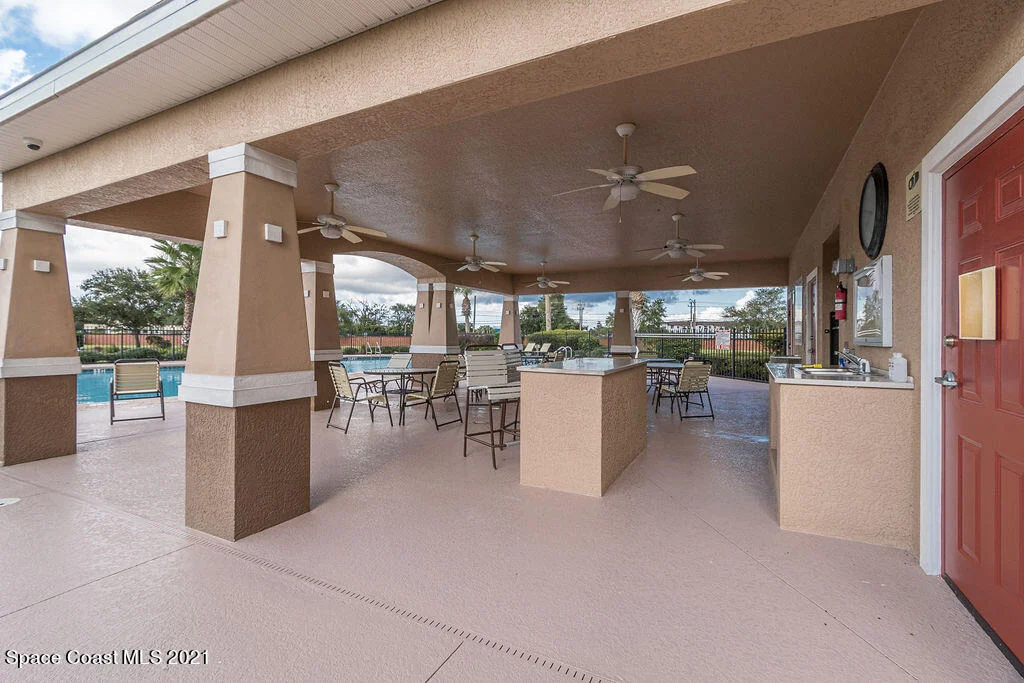 Photo of 2440 Bridgeport Circle