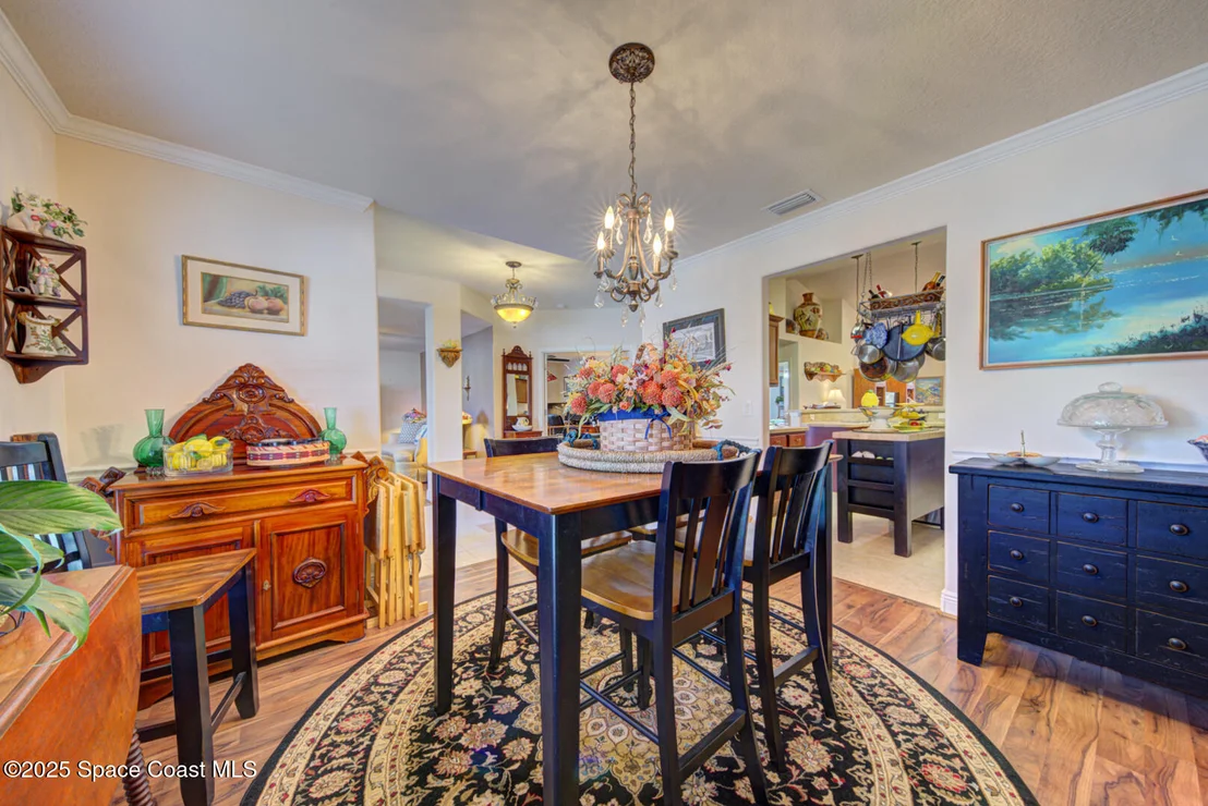 Photo of 1815 Botanica Circle