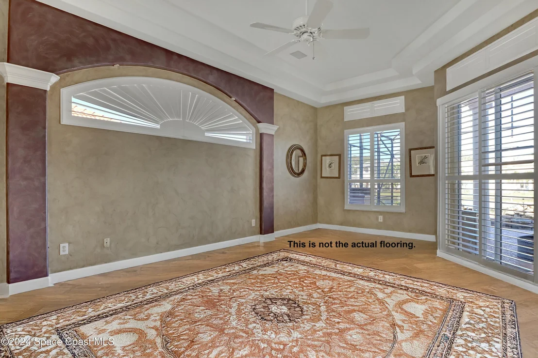 Photo of 402 Flanders Drive