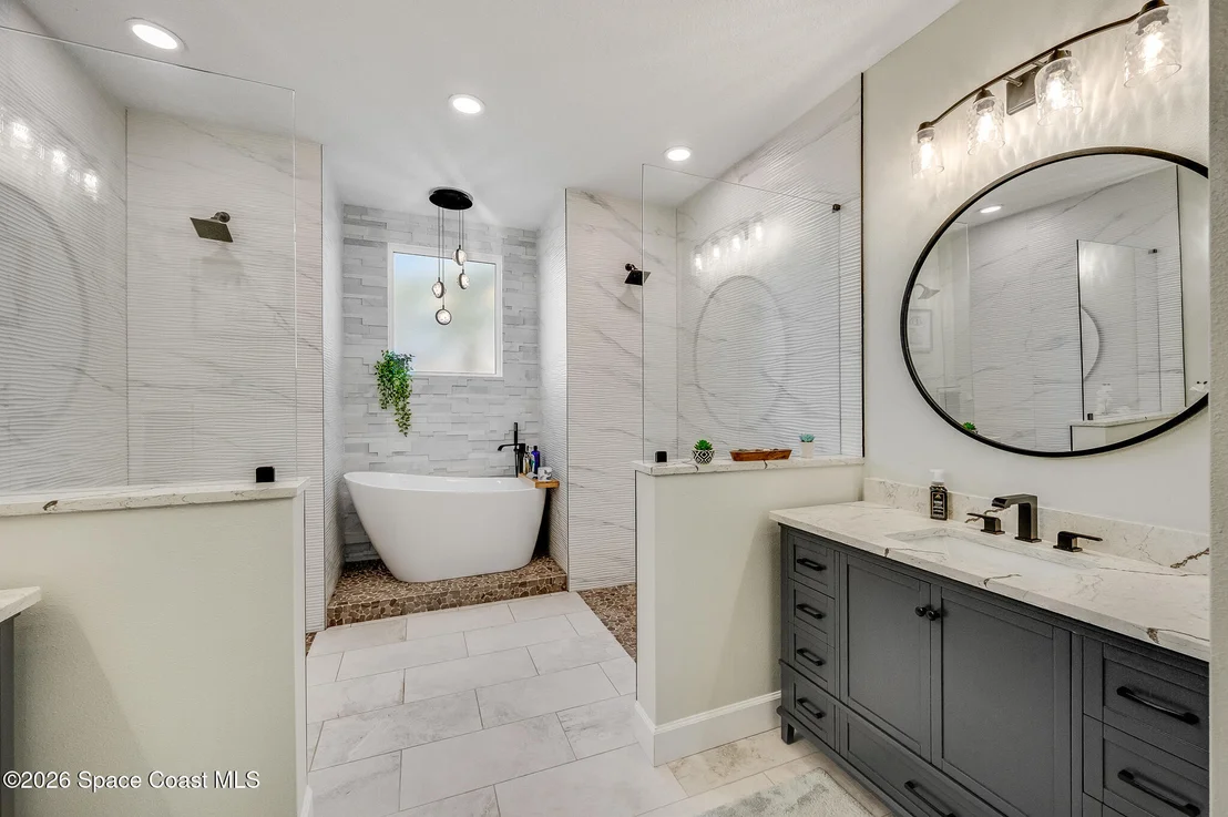 Photo of 447 Sandy Key