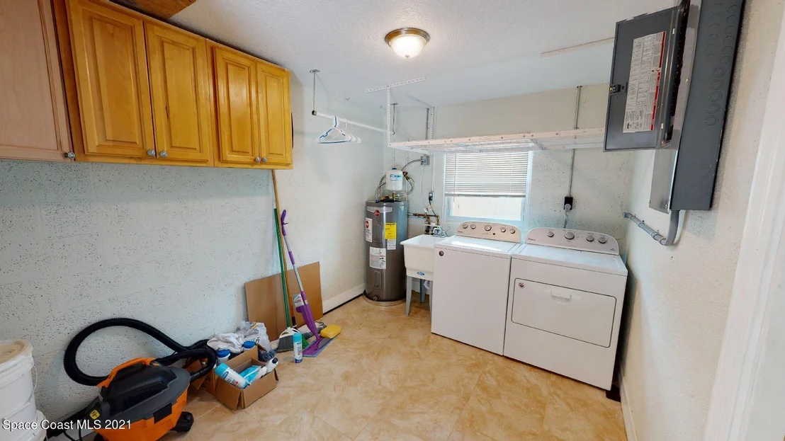 Photo of 302 Amherst Avenue