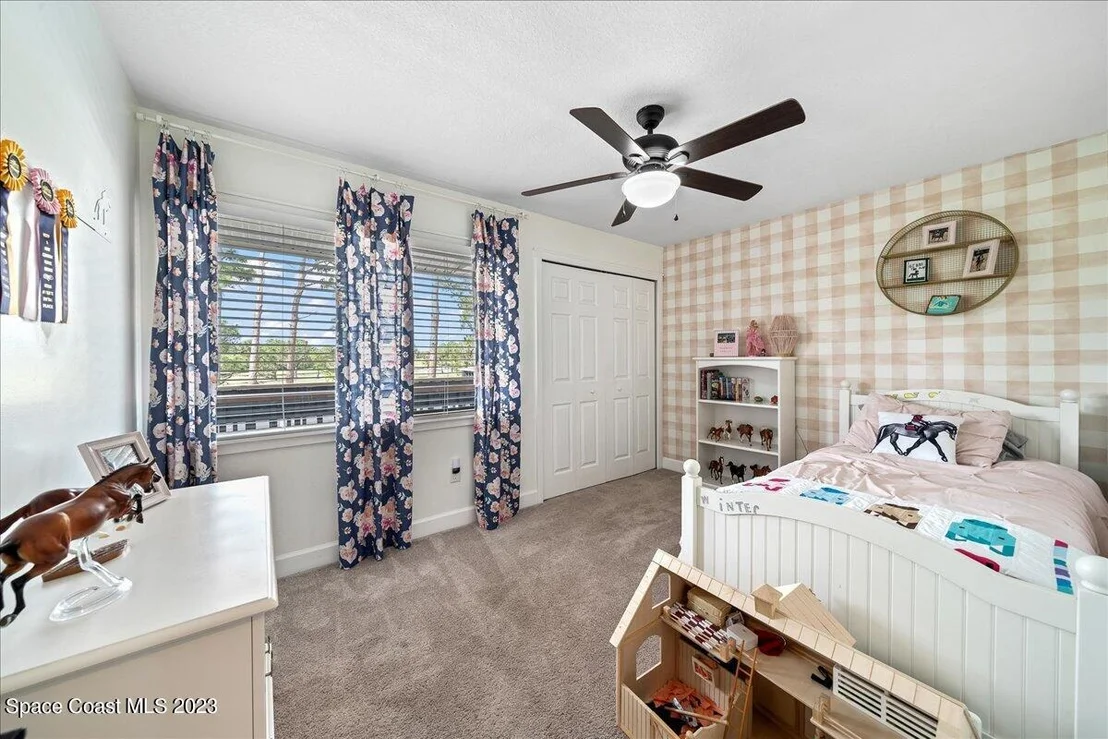 Photo of 520 Whispering Pines Circle